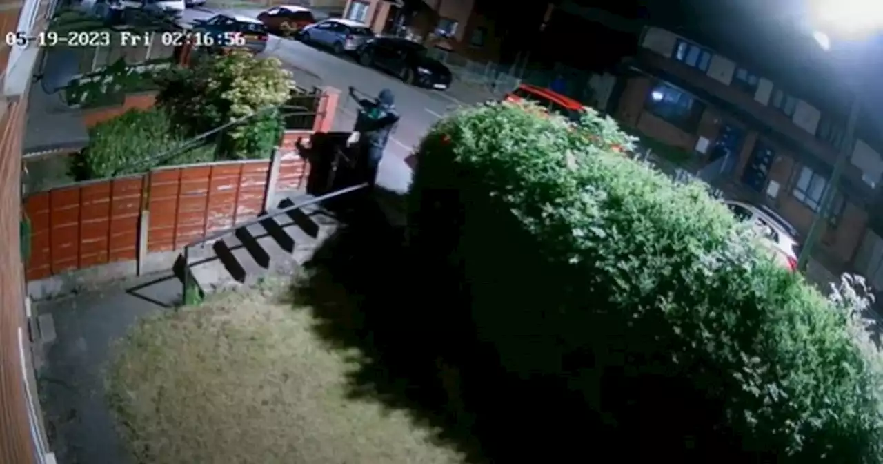 Worrying moment man steals car from outside home using 15-second device