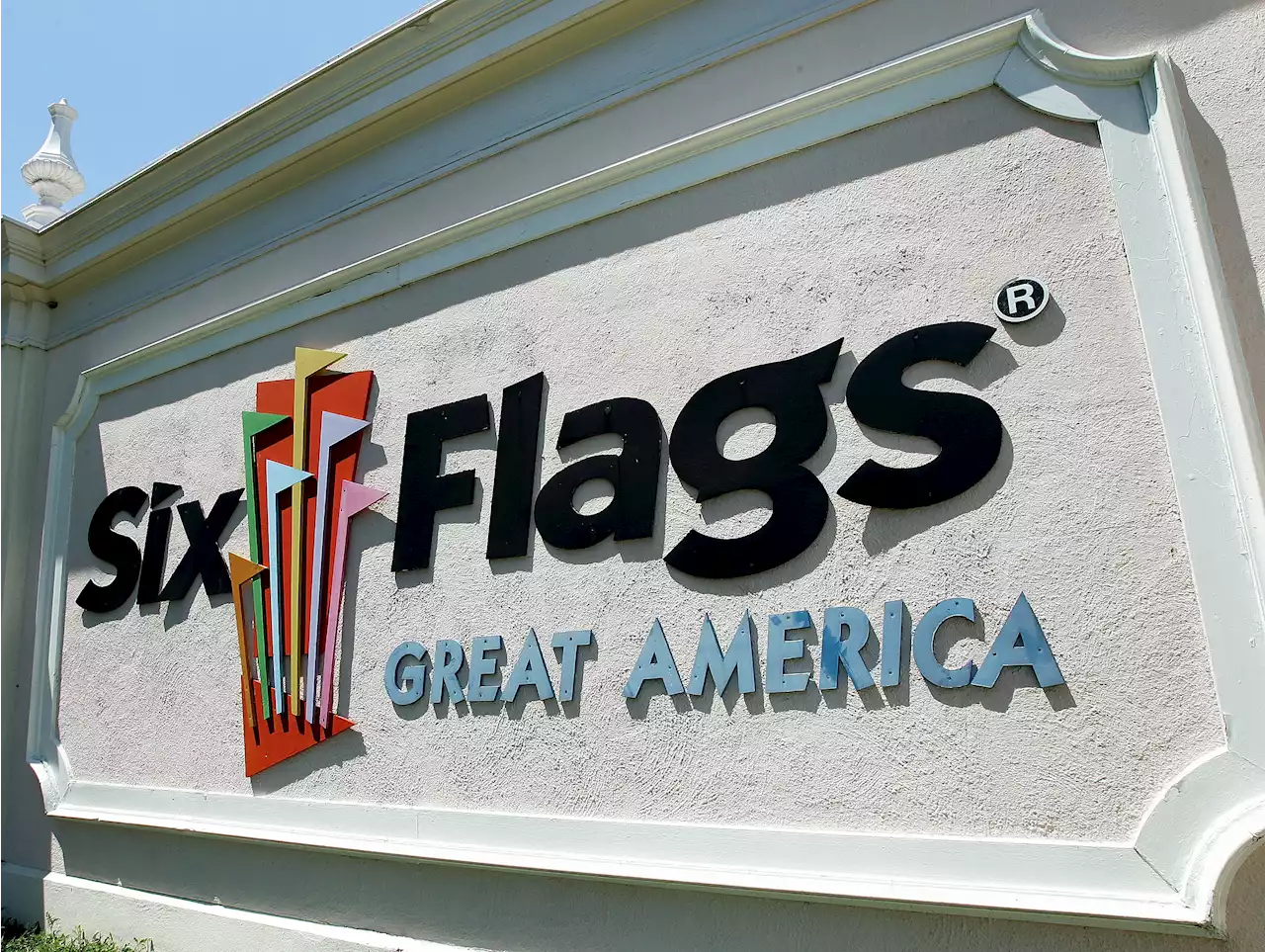 Multiple People Pepper-Sprayed at Six Flags Great America, Authorities Say