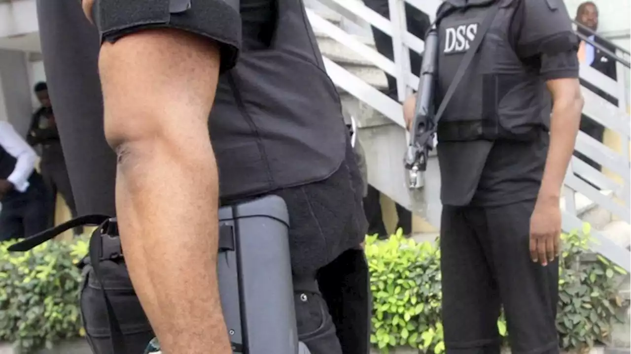BREAKING: SSS blocks EFCC officials from accessing Lagos office