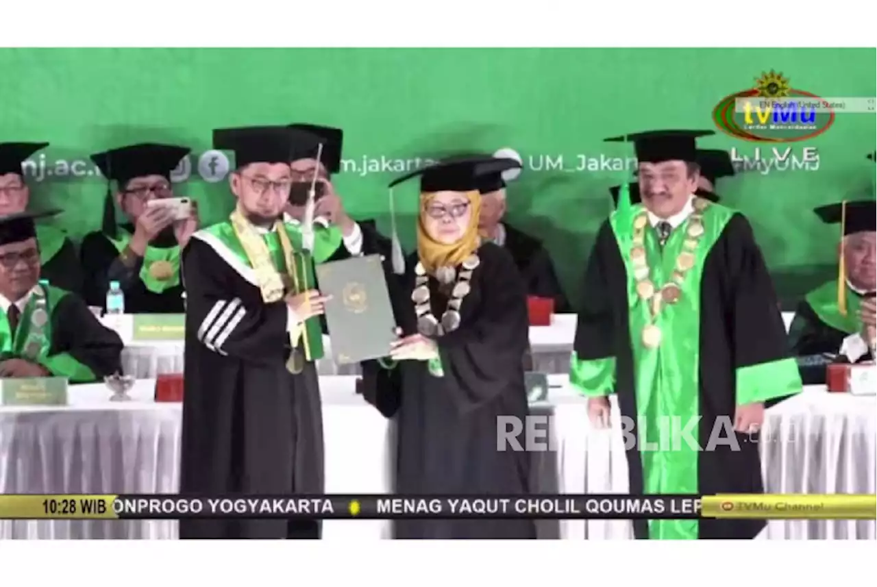 Raih Doktor Honoris Causa, UAH: Intisari Pendidikan adalah Adab |Republika Online