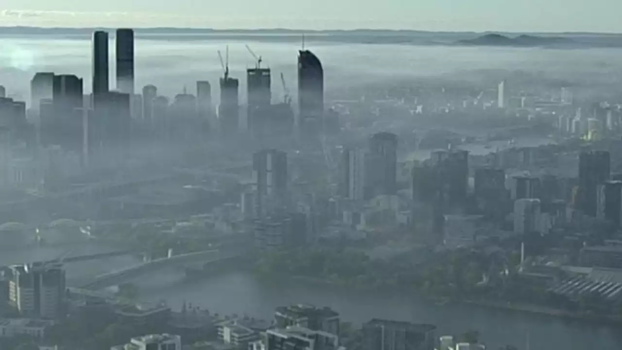 'Stay indoors': Smoke haze in Brisbane triggers dire warning