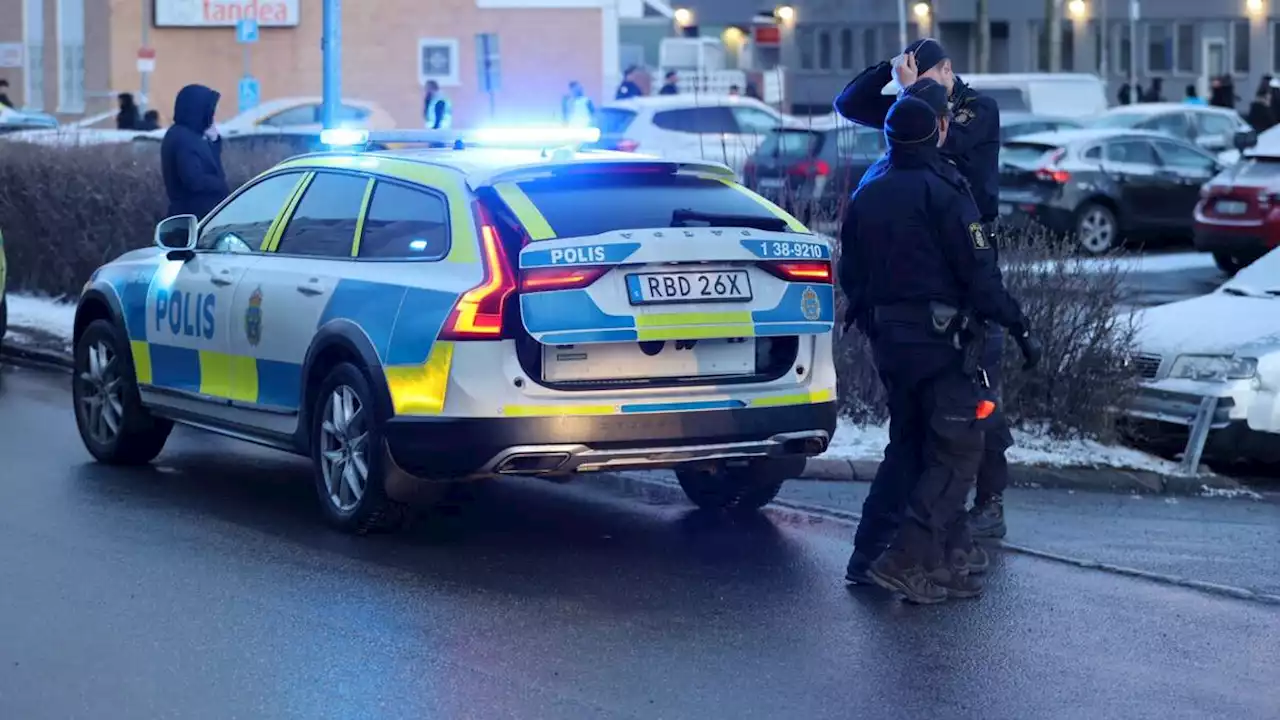 Tre personer döms för dödsskjutning i Norsborg