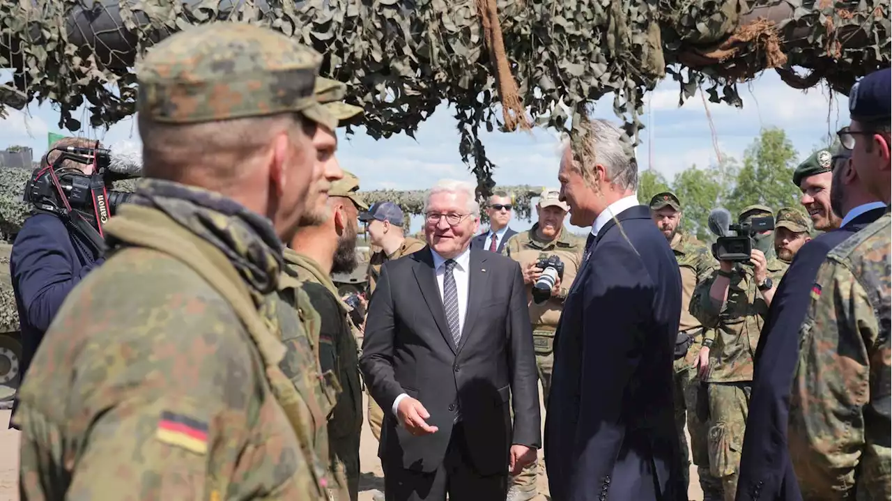 Steinmeier in Litauen : Wie stark muss sich Deutschland an der Nato-Ostflanke engagieren?