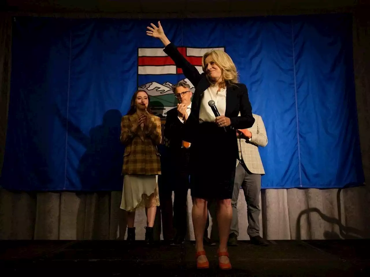 Rachel Notley to stay on as Alberta NDP leader after UCP victory