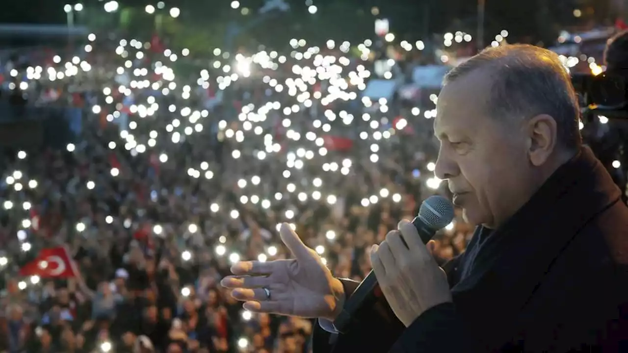 'الفائز بلا منازع'.. تَعرَّفْ أبرز عناوين الصحف الأوروبية عن فوز أردوغان