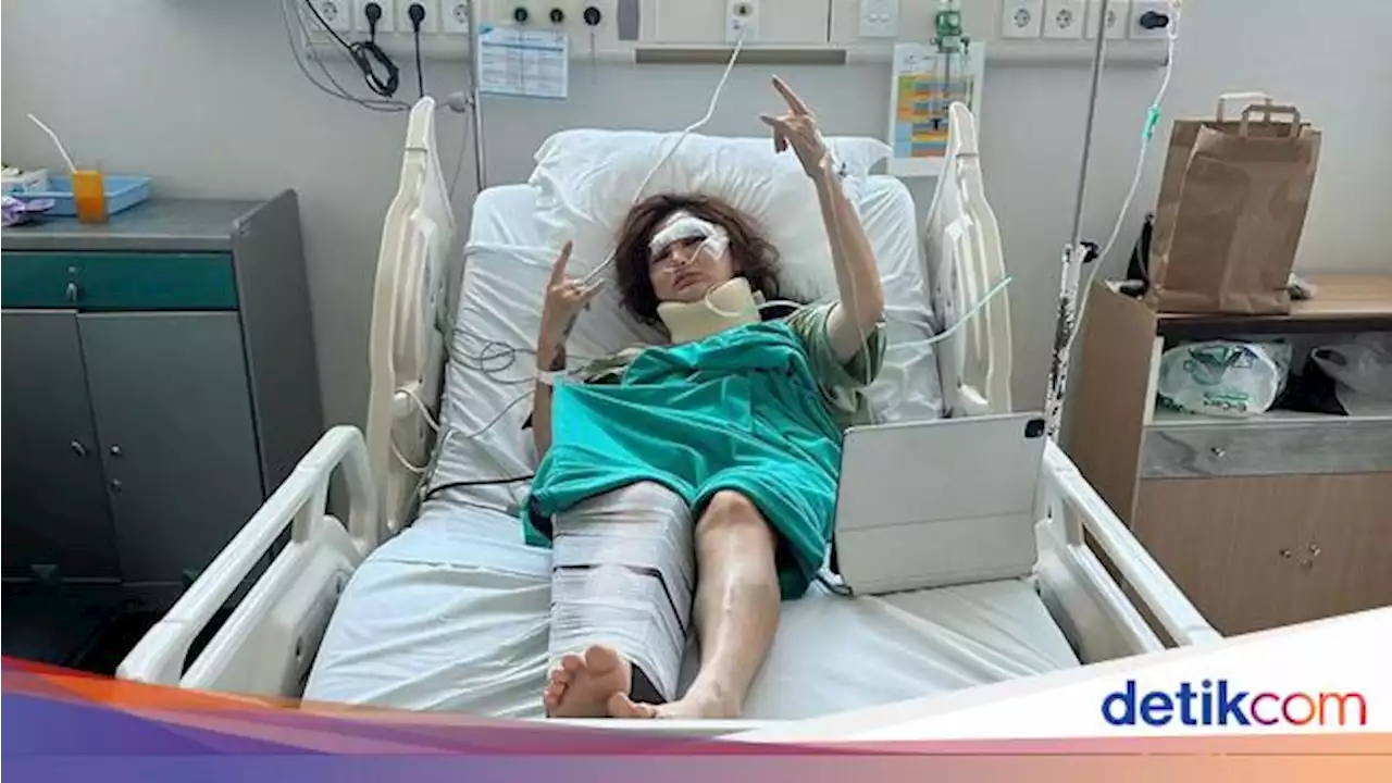 Kronologi Kecelakaan di Tol Semarang yang Akibatkan Angela Lee Luka-luka