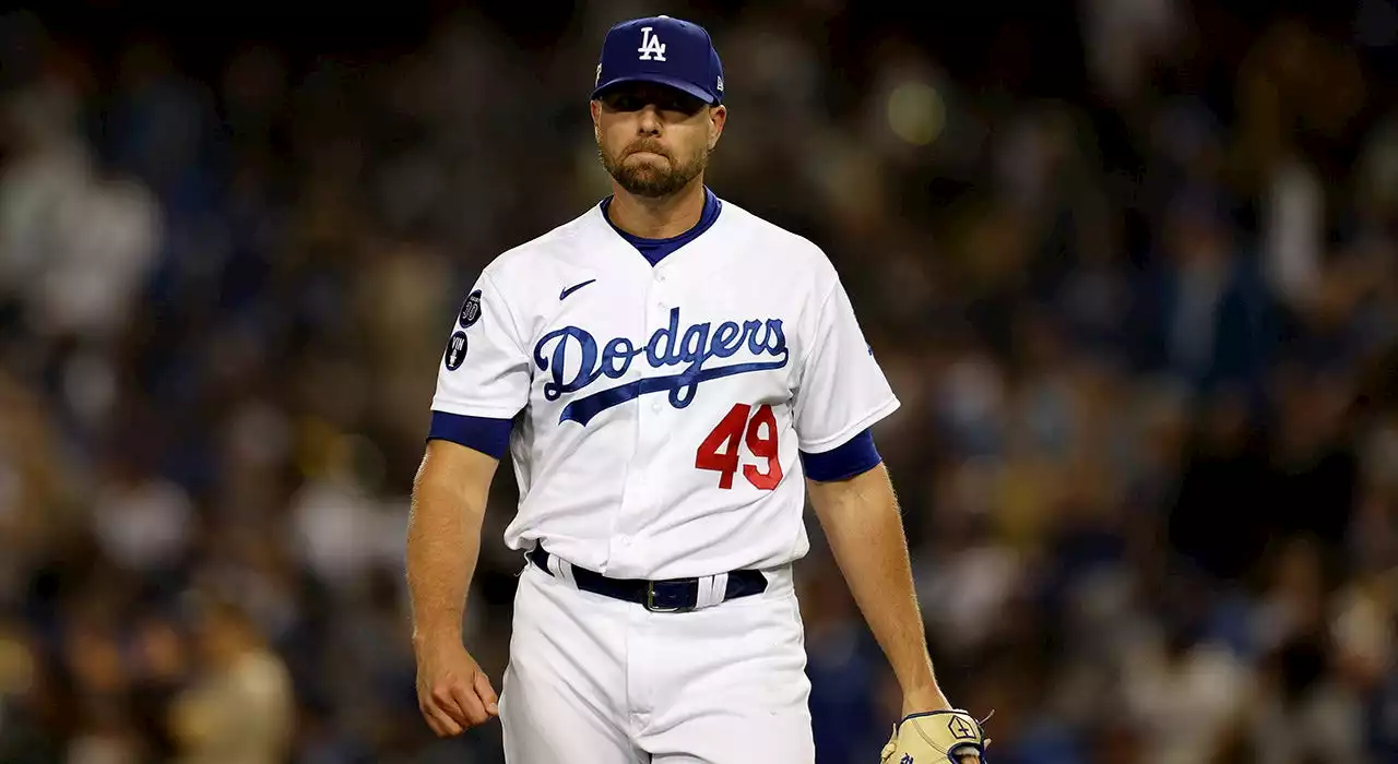 Dodgers' Blake Treinen blasts organization for honoring Sisters of Perpetual Indulgence