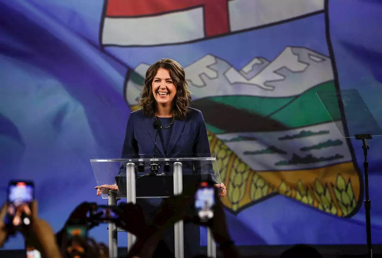 Ottawa hopes for collaboration as Danielle Smith vows to stop federal energy and climate policies