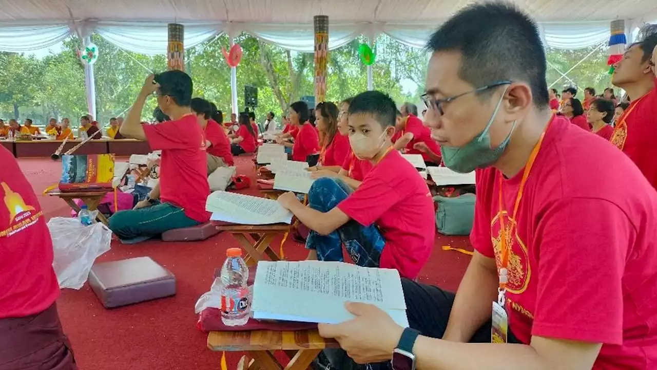 Doa Perdamaian Dunia Dilantunkan di Candi Borobudur