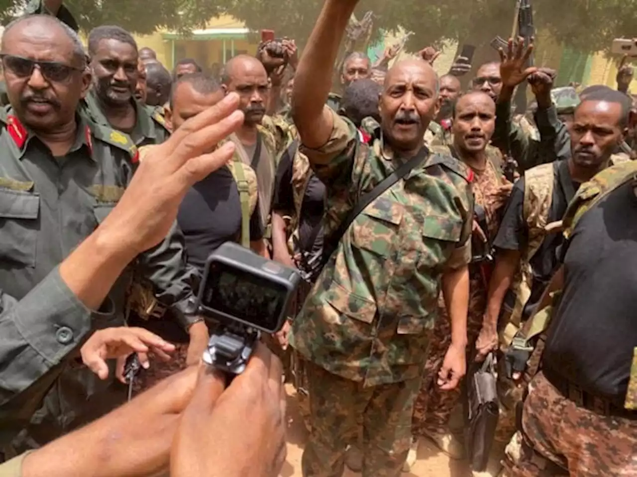 Intense clashes in Sudan’s capital after ceasefire extended