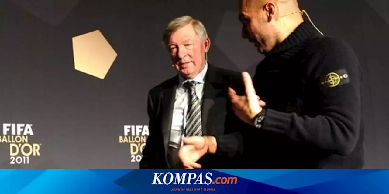 Sir Alex Ferguson Beri Trofi ke Pep Guardiola: Menyakitkan...