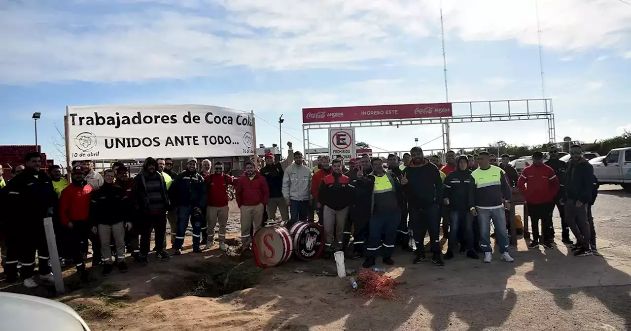 Coca-Cola retrajo los despidos en el marco de la conciliación obligatoria | Negocios | La Voz del Interior