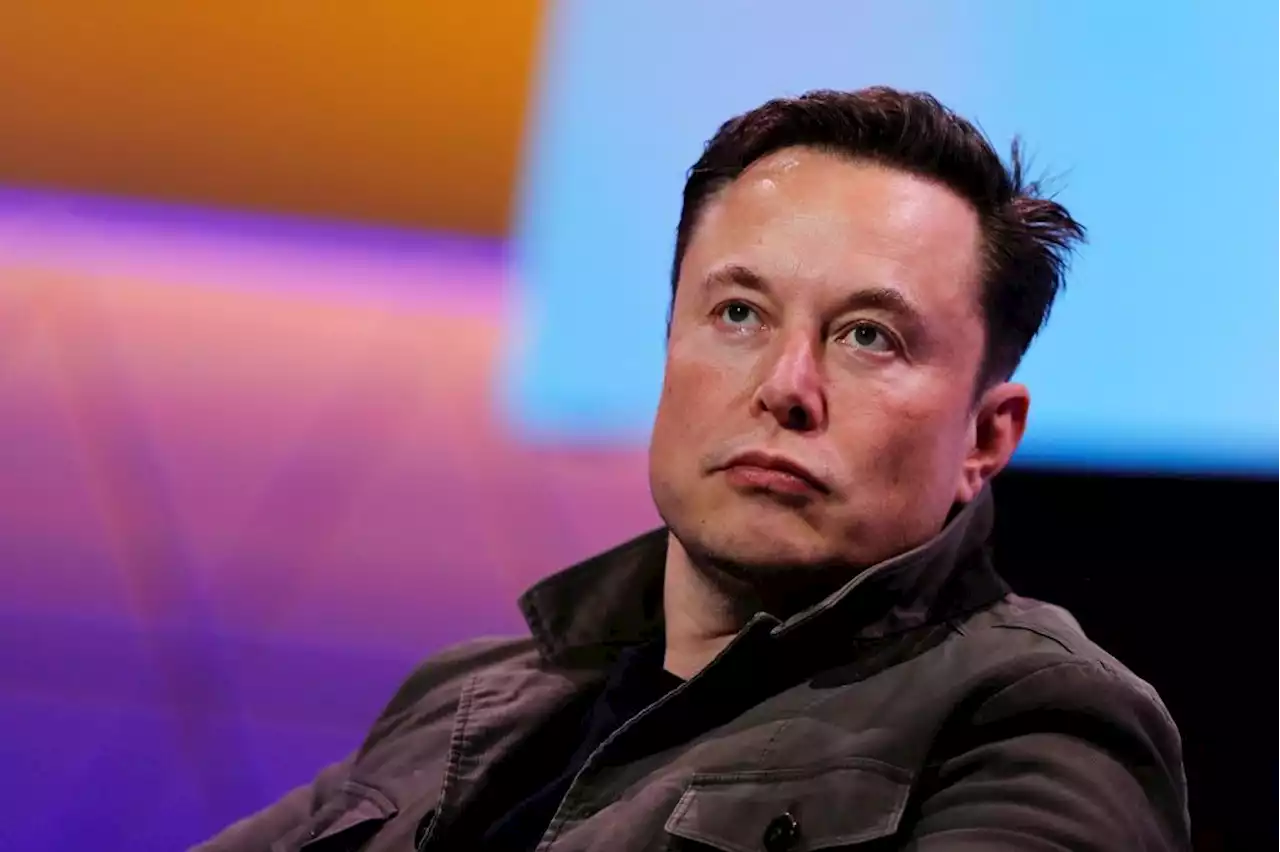 Twitter is now worth just 33% of Elon Musk’s purchase price, Fidelity says