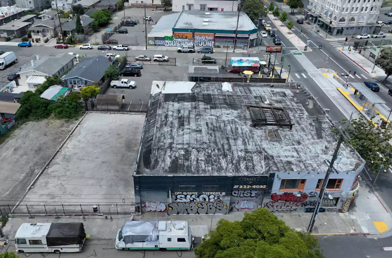 Site of Oakland Ghost Ship Warehouse Fire That Killed 36 Sold to Community Group