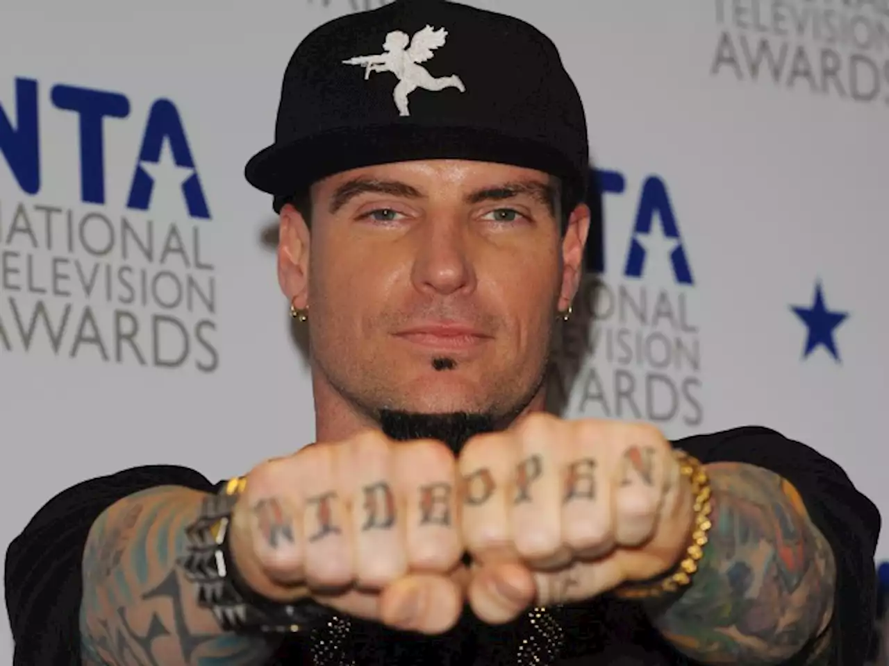 Vanilla Ice to Join 'Iconic 90s Hip-Hop Artists' for Postgame Performance at Summer Sox Game