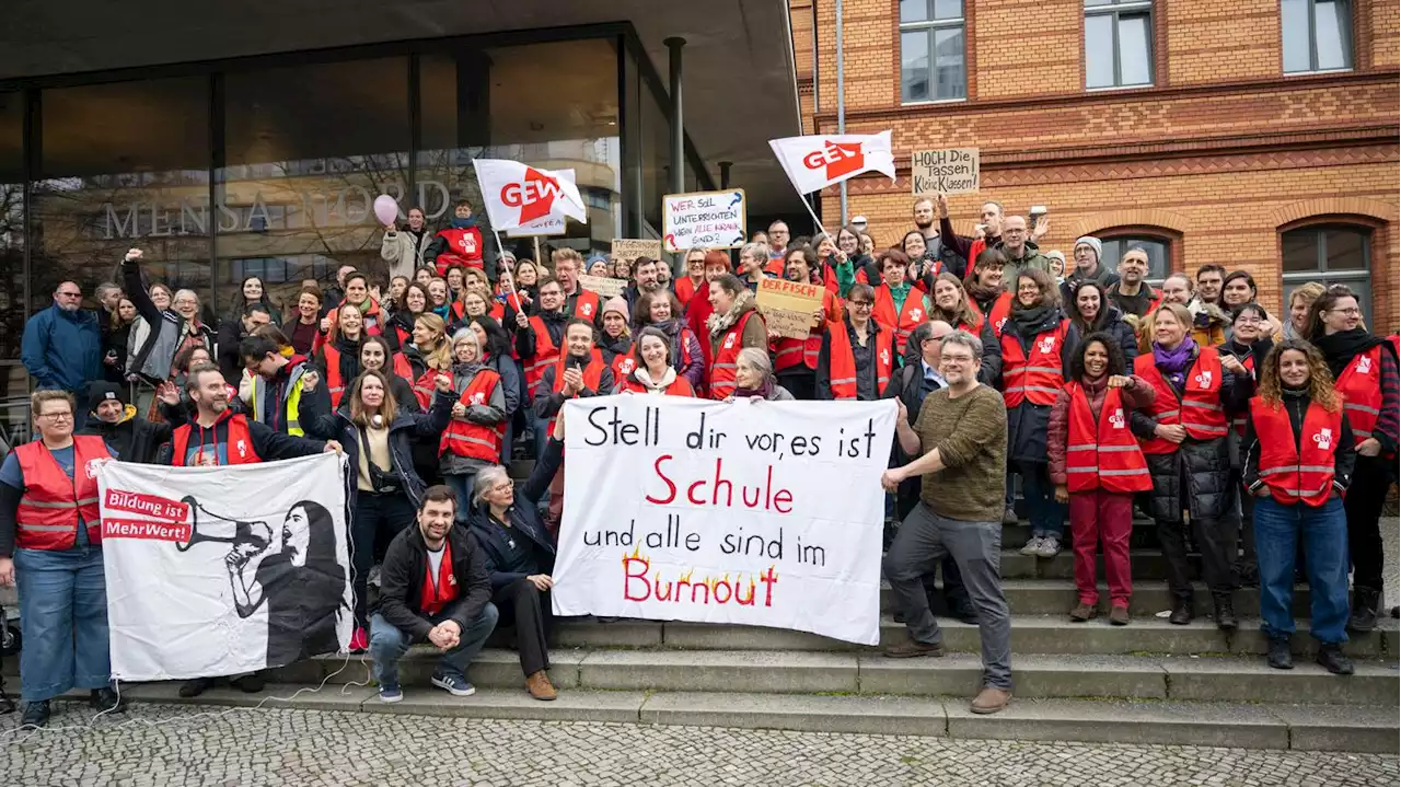 Neuer Senat trifft Gewerkschaft: Warnstreik der Berliner Lehrkräfte nicht abgewendet