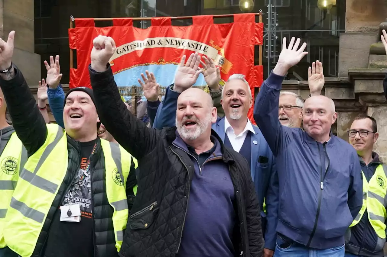 Trains grind to a halt in fresh strikes as union boss says Government isn't negotiating