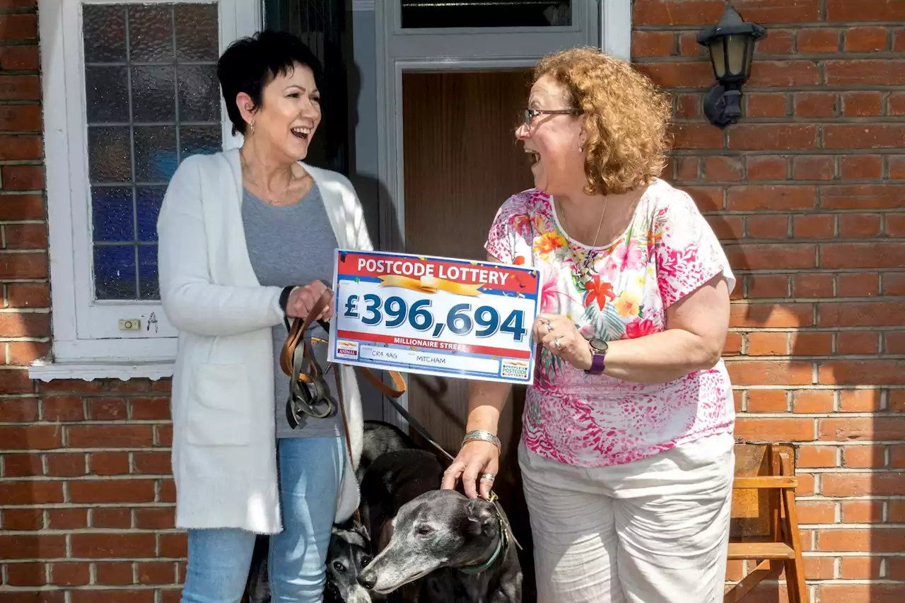 I won £400k lotto but my sister downstairs got nothing - here's how she reacted