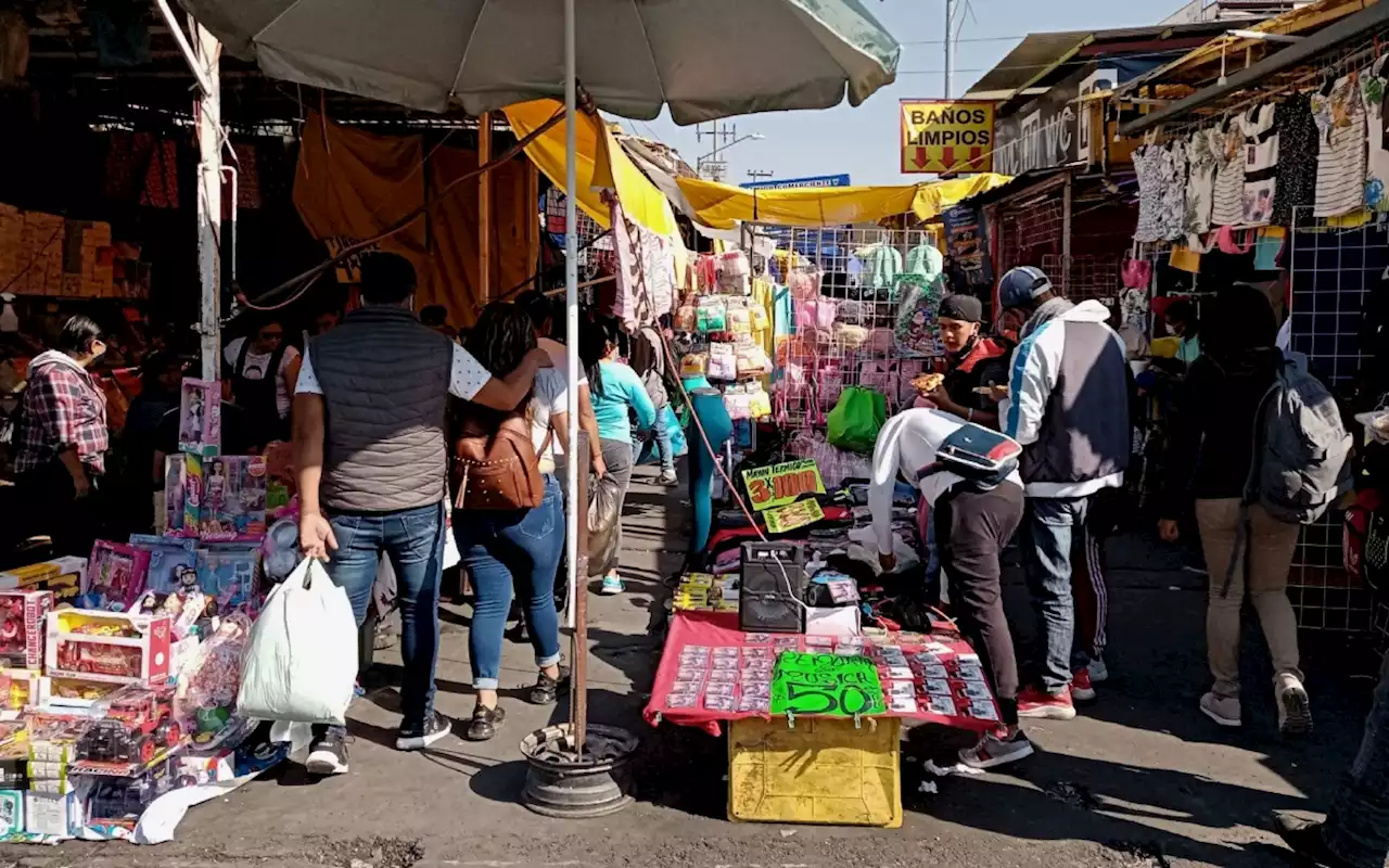 Informalidad laboral aumentó en marzo: Inegi