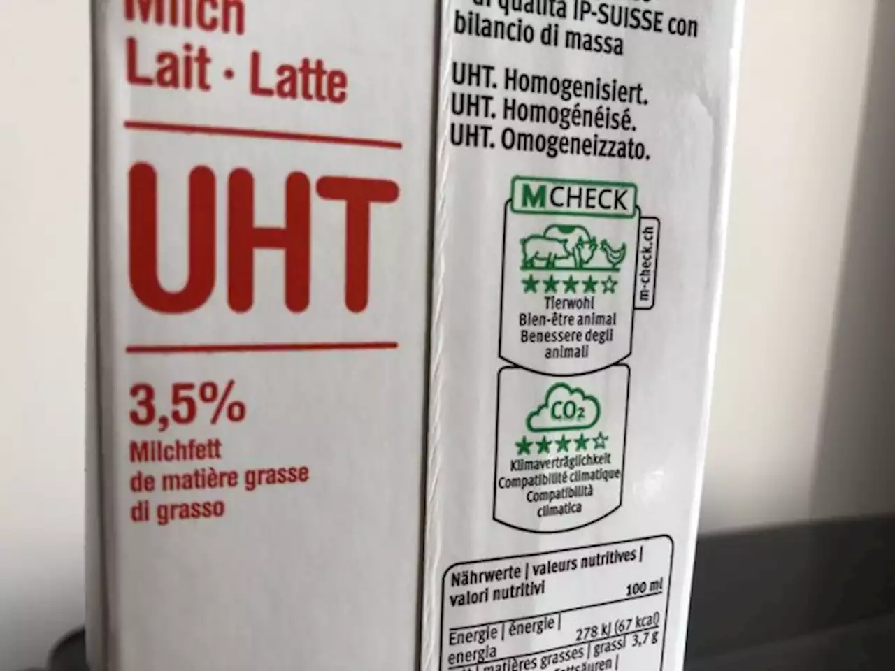 Kommt jetzt eine staatliche CO2-Etikette für Milch, Fleisch und Co.? - bauernzeitung.ch