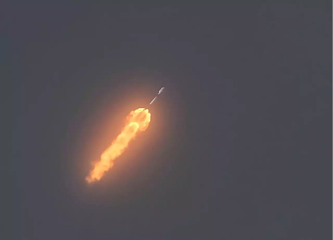 Watch SpaceX's Falcon 9 carry 56 new Starlink satellites into orbit