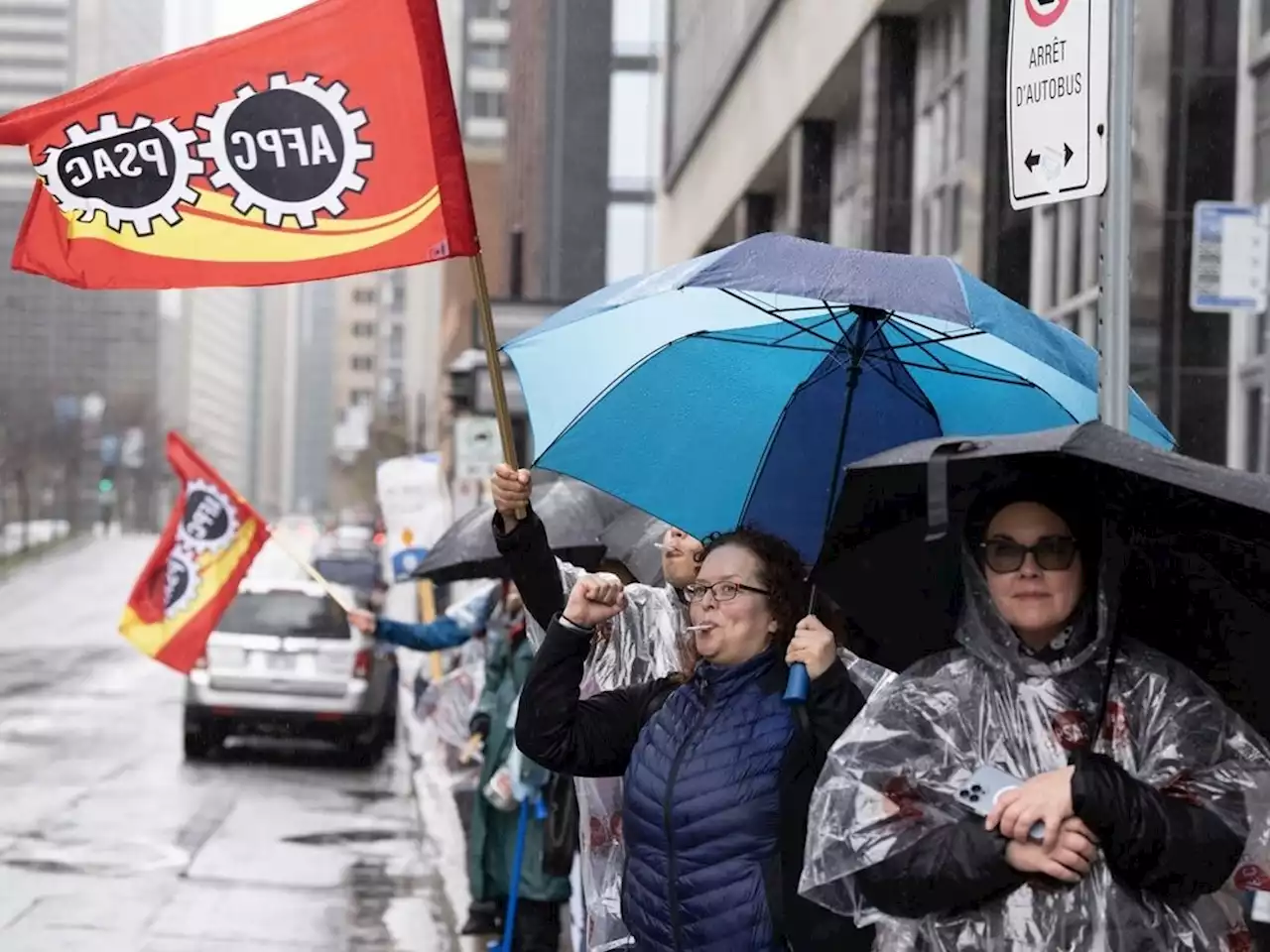 Canada Revenue Agency, union reach tentative deal, ending strike