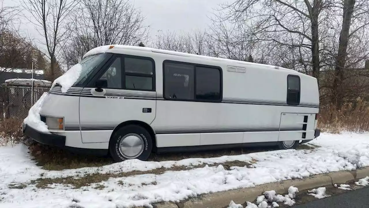 Rare BMW-Powered Vixen 21 RV Could Be Your Retrofuturistic Home On Wheels | Carscoops