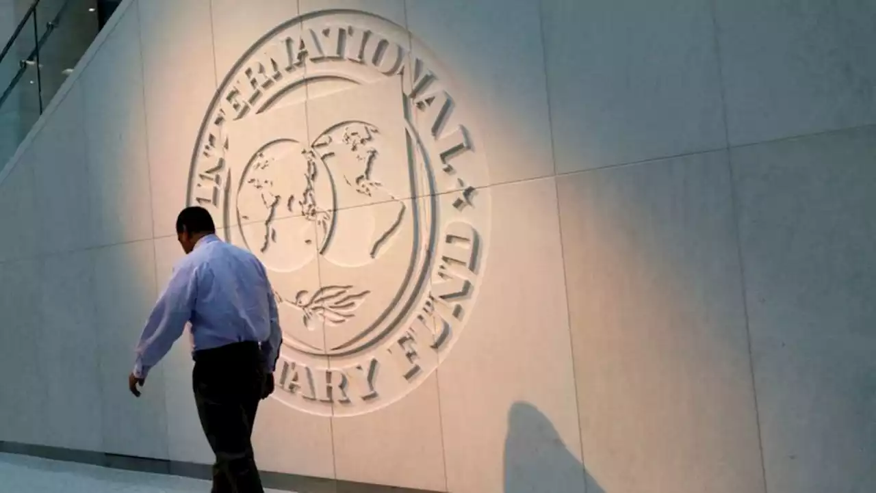 IMF to discuss Pakistan's budget plans as elusive funding lifeline nears