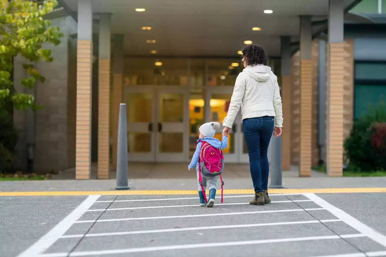 La justicia exige “razones poderosas” para negar un cambio de turno a una madre trabajadora