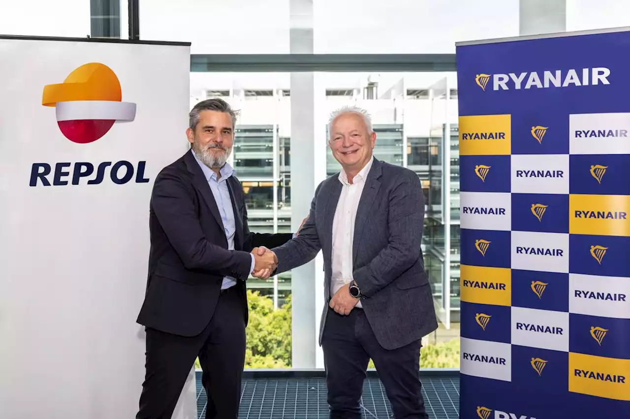 Repsol y Ryanair firman un acuerdo para el suministro de carburantes renovables