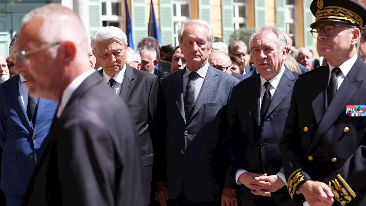 Obsèques de François Léotard : cette 'erreur' remarquée et vertement soulignée par François Bayrou...