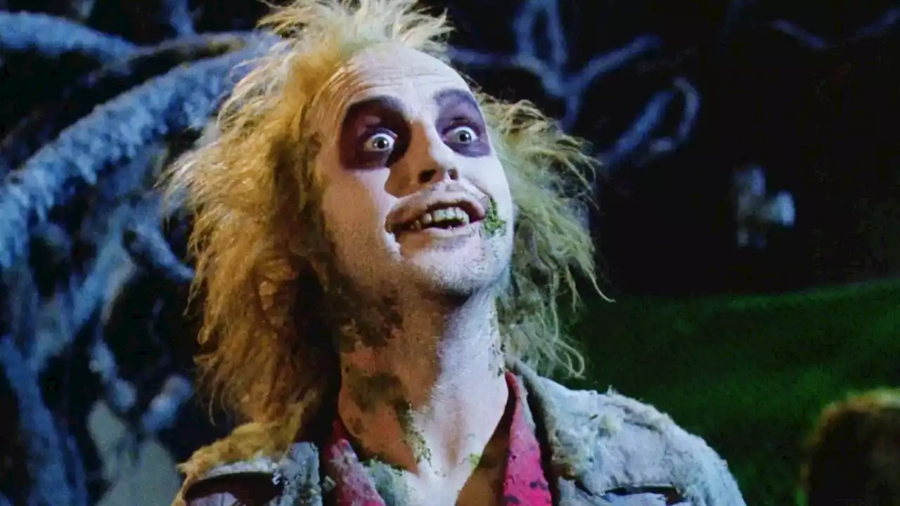 Beetlejuice 2, Danny Elfman scherza sull'età di Michael Keaton e sa quando iniziano le riprese