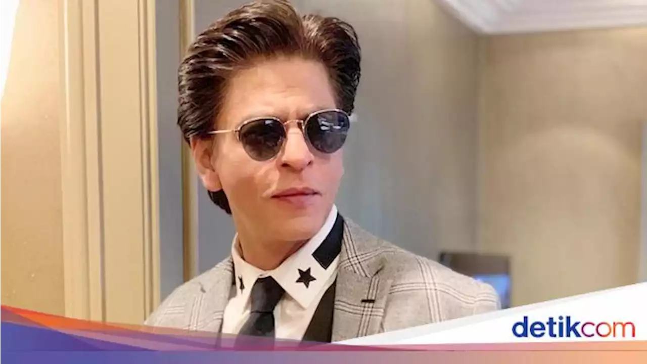 Heboh Video Shah Rukh Khan Tolak Ajakan Selfie Fans