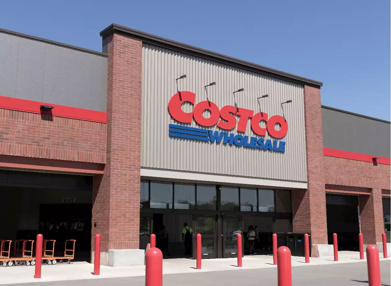 Costco's Pushy In-Store Sales Tactics Are Starting To Annoy Customers