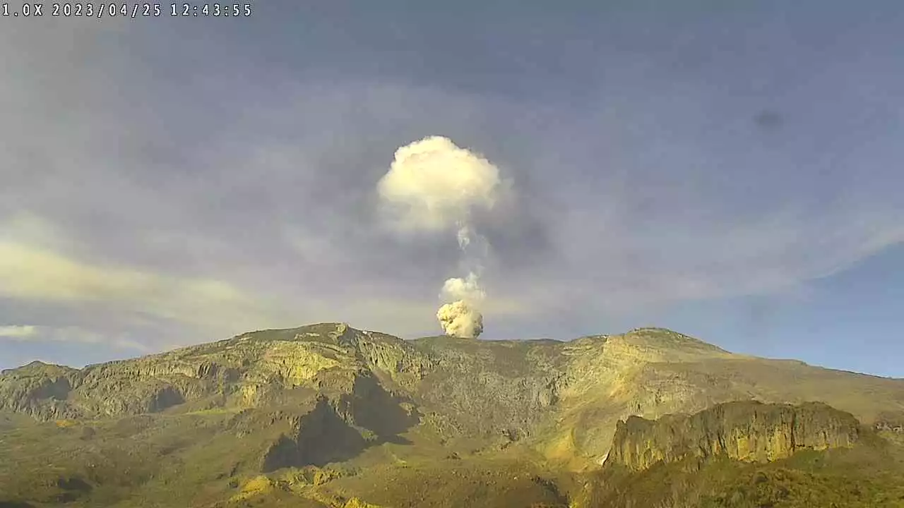 Volcán Nevado del Ruiz: ¿por qué la emisión de ceniza es un signo que preocupa?