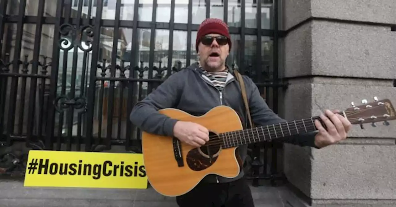 The story of a Cork musician's year-long protest against the housing crisis | JOE.ie