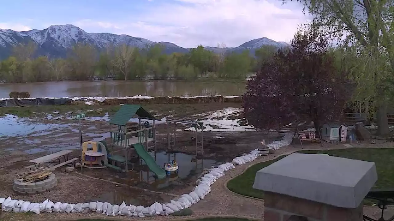 Utah County homeowner thanks neighbors for helping keep floodwaters at bay