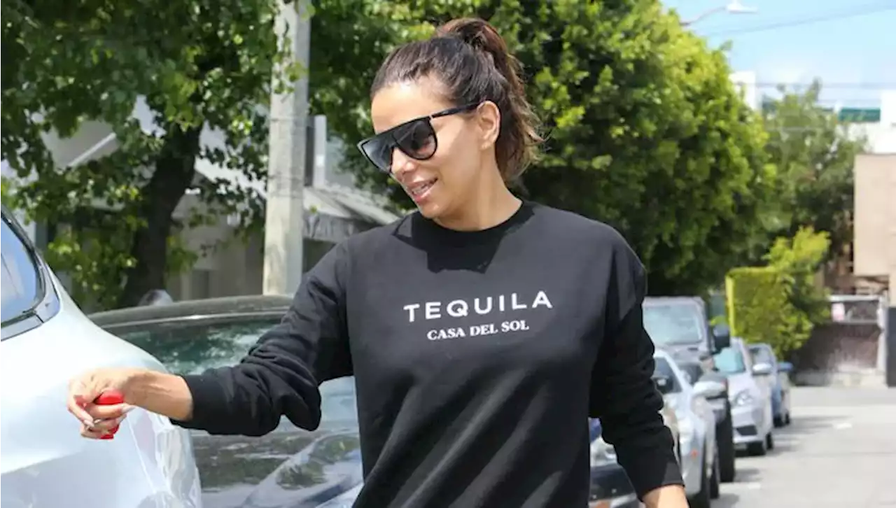 En vidéo : sans maquillage, Eva Longoria se rend aux aurores à sa salle de sport