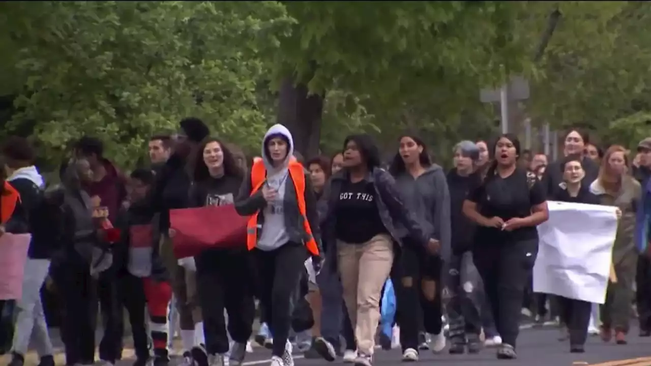 Students Protest Classmate's Arrest at Menlo-Atherton High School