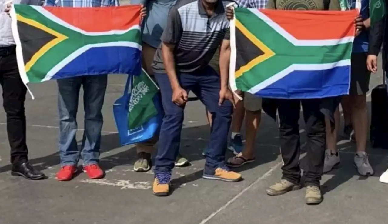 BREAKING NEWS LIVE | Last South Africans who fled conflict-torn Sudan back in Cape Town | News24