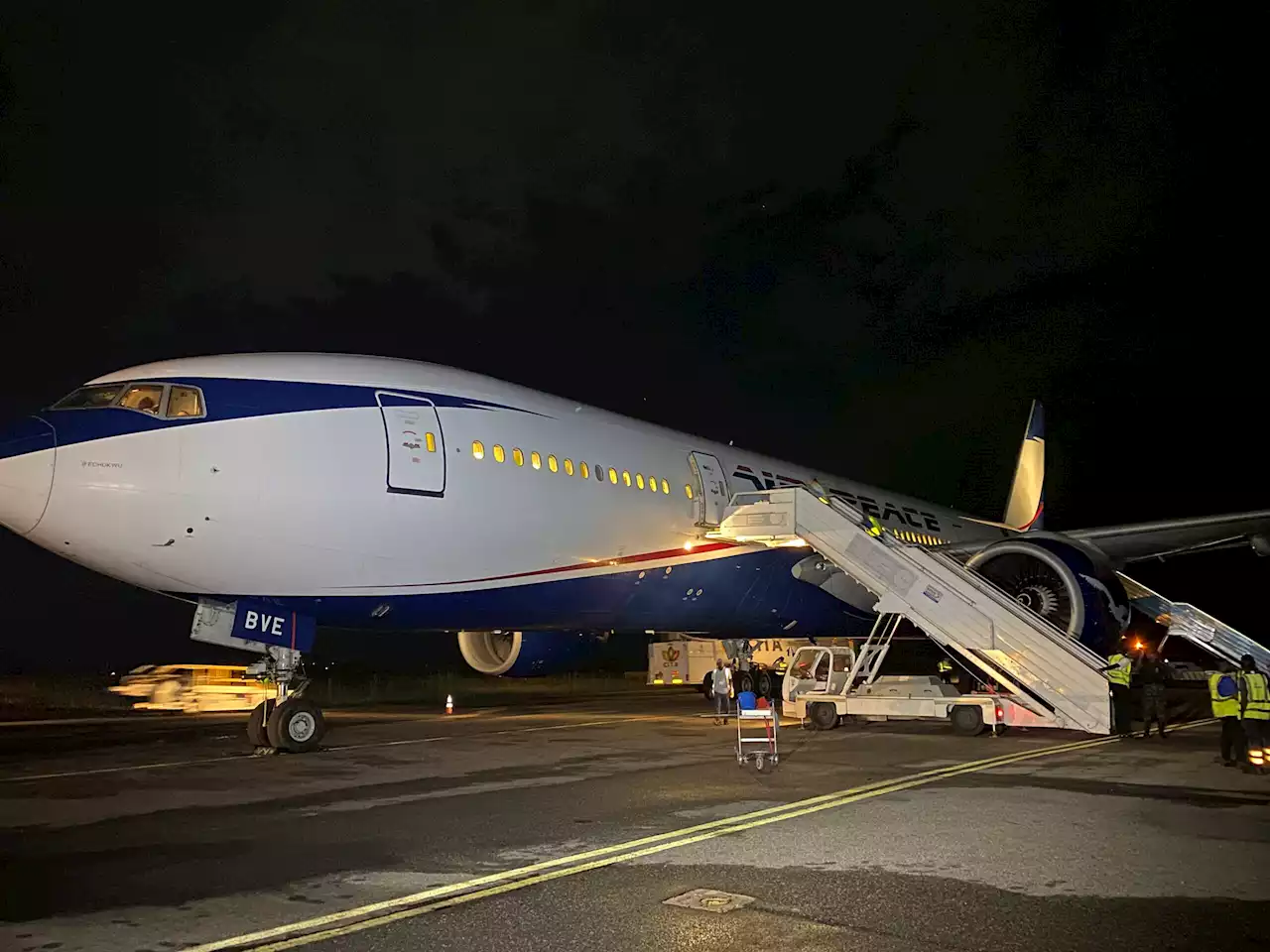 JUST IN: First batch of Nigerian evacuees from Sudan arrive Abuja