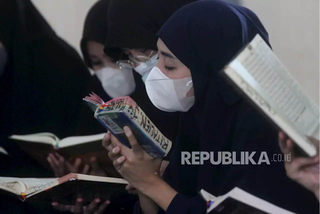 Bacaan Surat Yasin 83 Ayat Lengkap dengan Latin dan Artinya |Republika Online