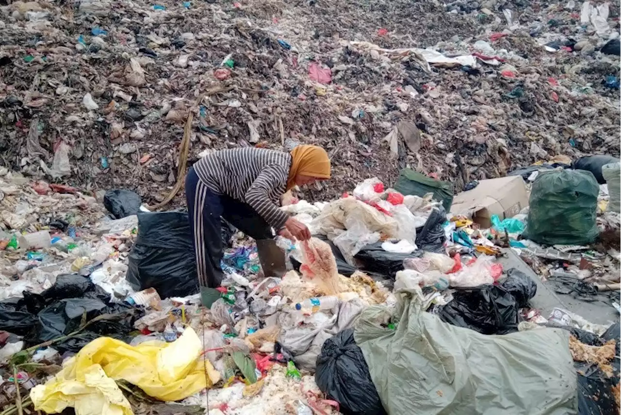 Pemkab Bekasi akan Dorong Pengelolaan Sampah Organik di Tingkat Desa |Republika Online