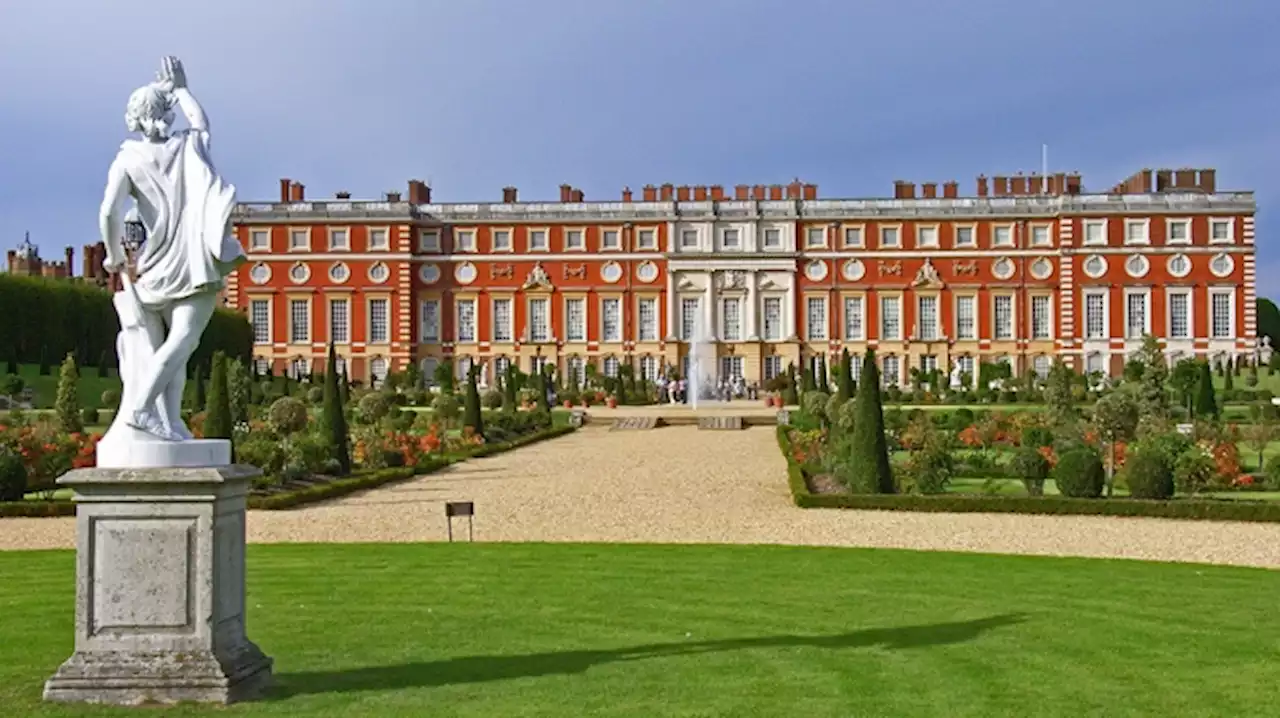 This ‘Bridgerton’ Travel Experience Will Take You on a Luxe, Regency-Themed Tour of England