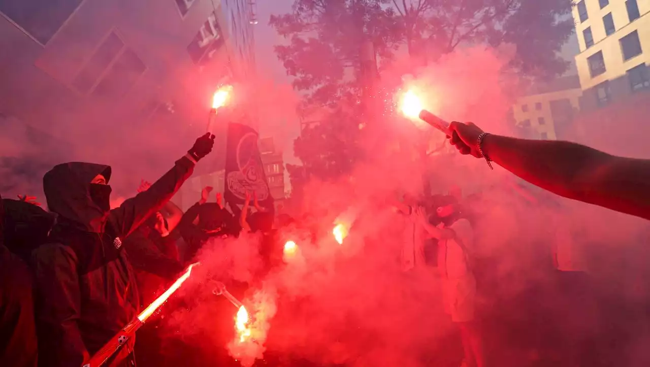 Paris Saint Germain: PSG-Fans demonstrieren gegen Lionel Messi – und wüten vor Neymars Villa