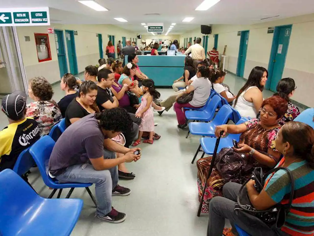 ¿Se saturarán los hospitales?... Cuál es la diferencia entre IMSS e IMSS-Bienestar