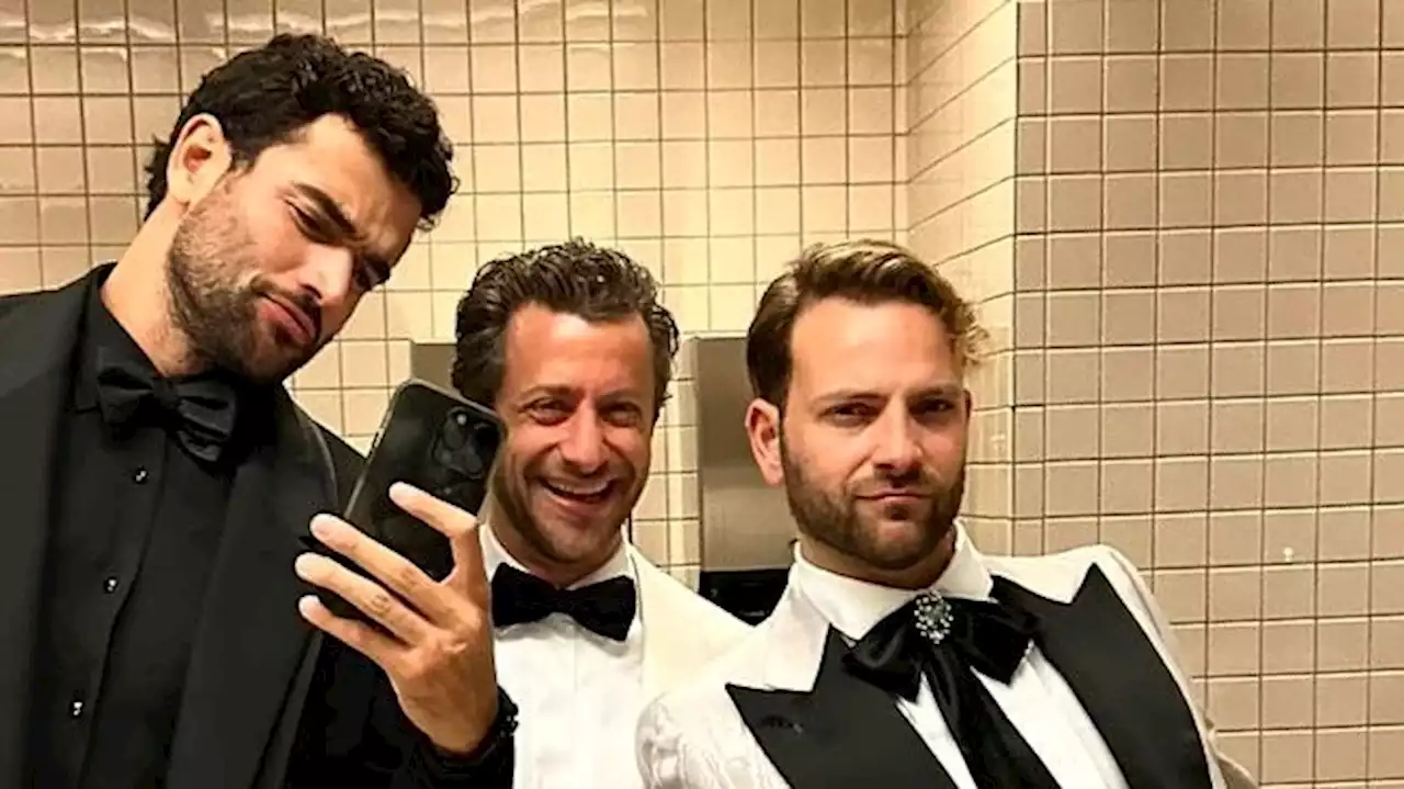 Matteo Berrettini, Alessandro Borghi e Francesco Carrozzini: il selfie al Met Gala