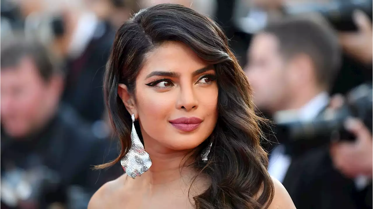 Priyanka Chopra Jonas: dopo la rinoplastica l'ex Miss Mondo è caduta in depressione