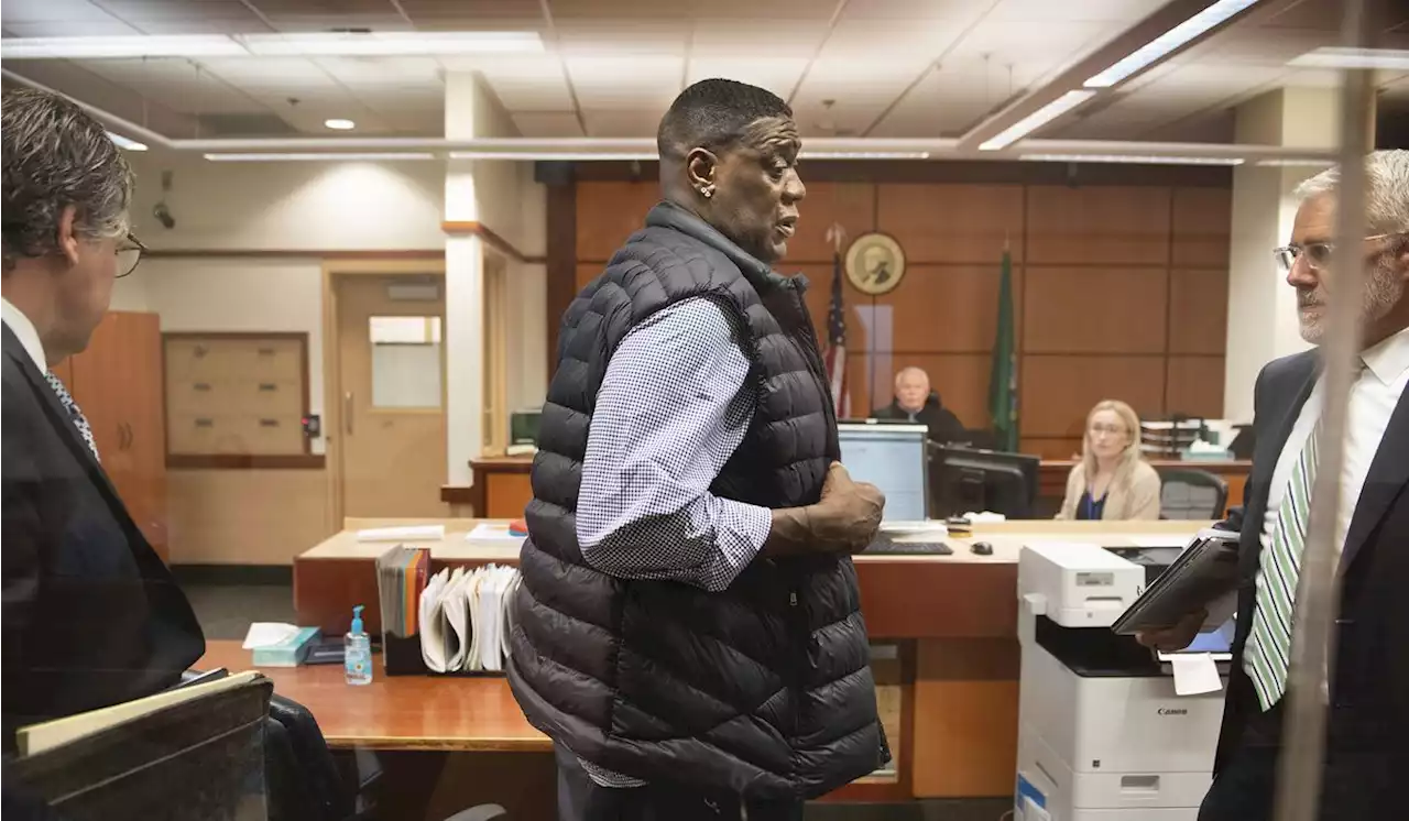 Ex-NBA star Shawn Kemp pleads not guilty to shooting charge