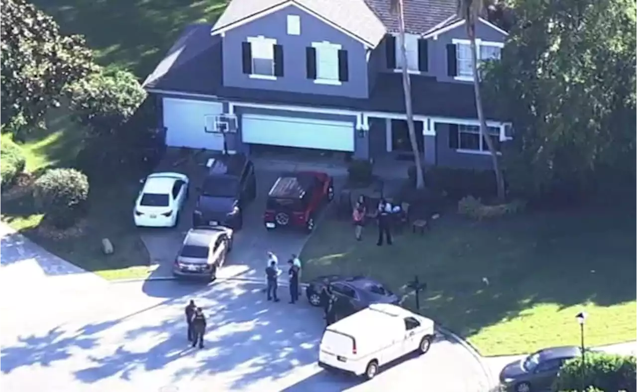 St. Johns County deputies, JSO descend on home off CR-210 for search warrant